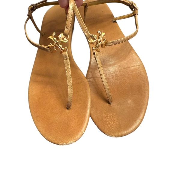 Tory Burch Capri Tan Leather T-Strap Sandals - Picture 7 of 12